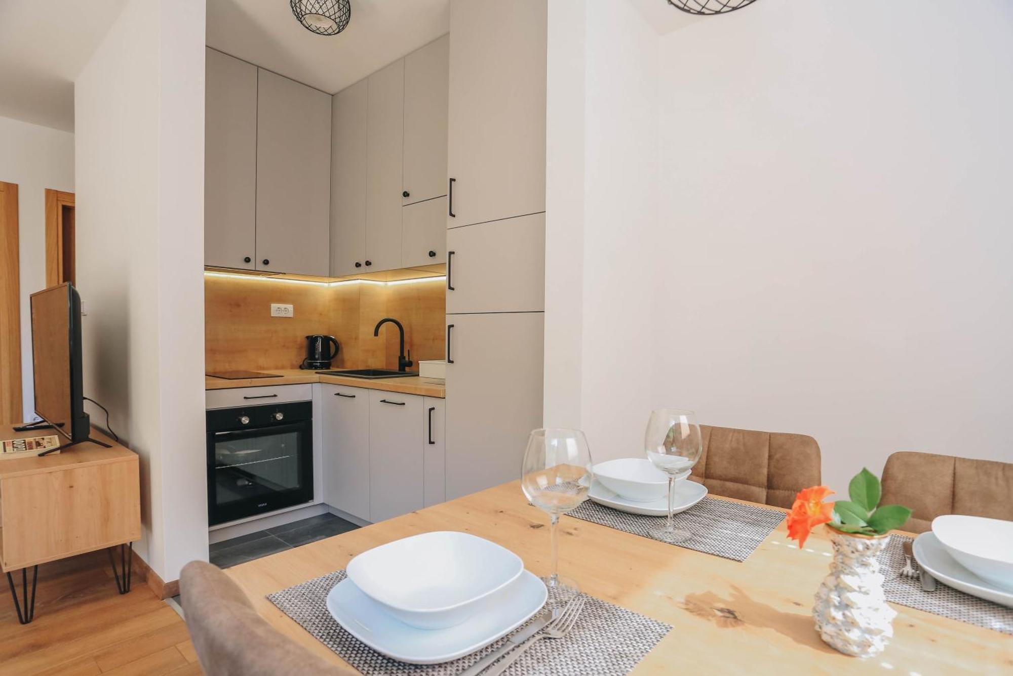 Apartment Toplish 1 In